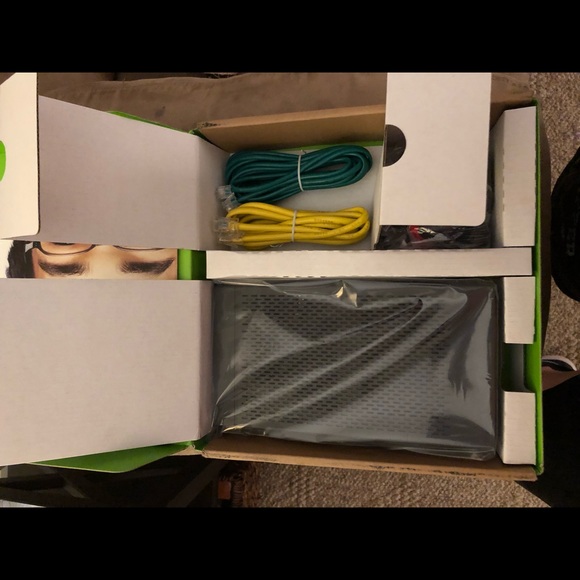 Century Link c1100z Modem - Picture 3 of 4